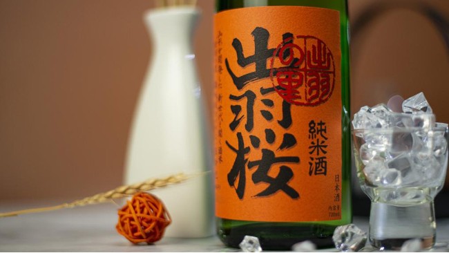 餐酒搭配课堂七&mdash;&mdash;出羽樱纯米生原酒&滑溜豆腐